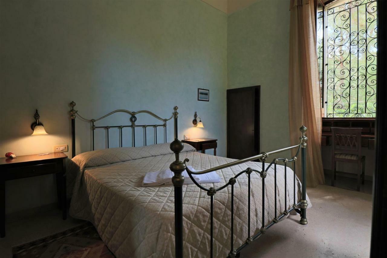Dimora Relais Excelsa Hotel Gallipoli Bagian luar foto