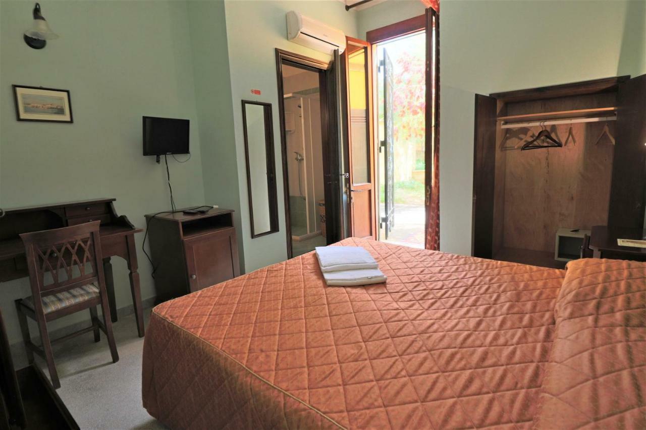 Dimora Relais Excelsa Hotel Gallipoli Bagian luar foto