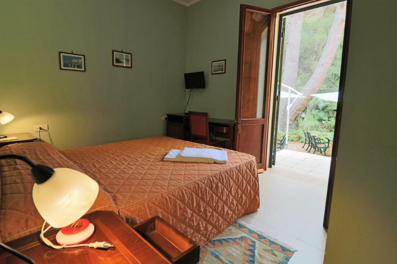Dimora Relais Excelsa Hotel Gallipoli Bagian luar foto