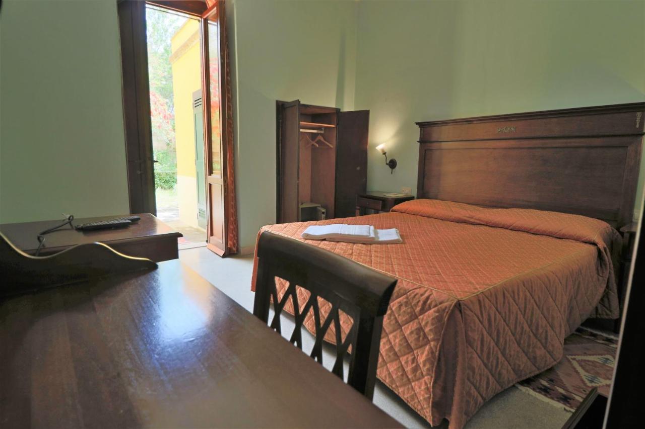 Dimora Relais Excelsa Hotel Gallipoli Bagian luar foto